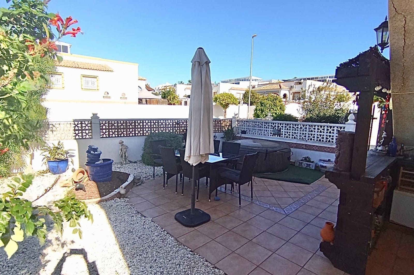 3 bedroom Villa for sale in La Marina with pool - € 239,950 (Ref: 9422478)