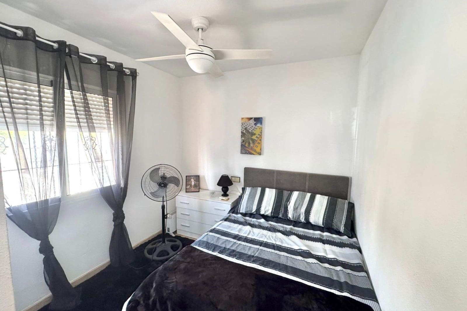 2 slaapkamer Appartement te koop in La Marina met zwembad - € 118.000 (Ref: 9427231)