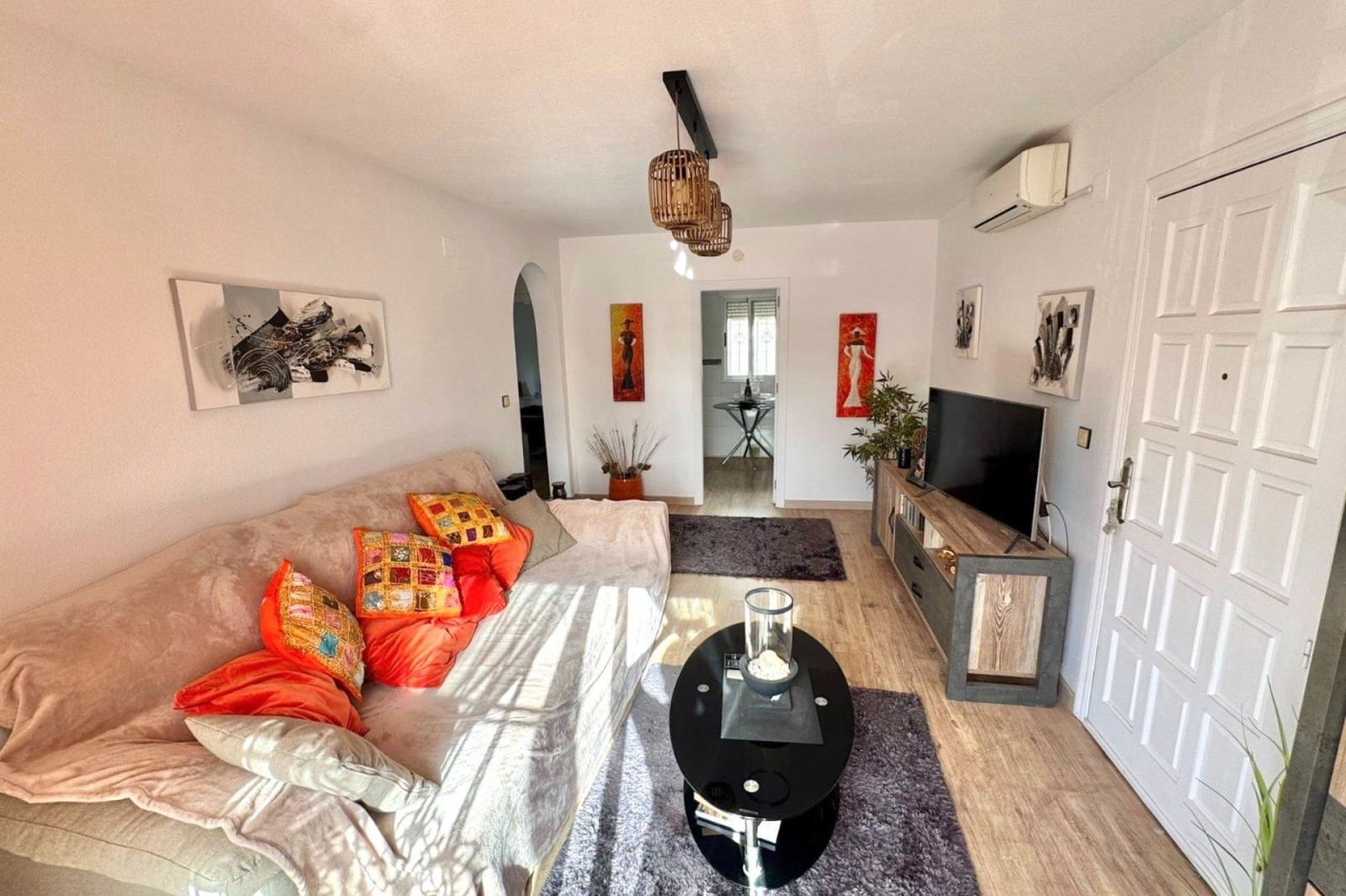 2 slaapkamer Appartement te koop in La Marina met zwembad - € 118.000 (Ref: 9427231)