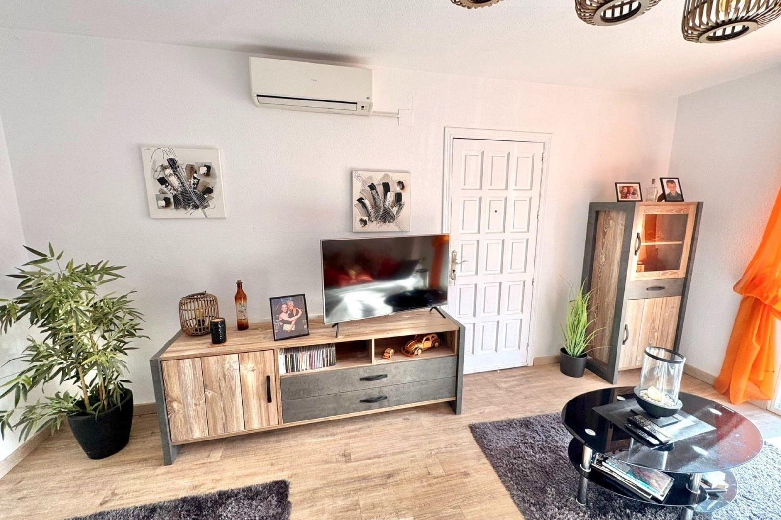 2 slaapkamer Appartement te koop in La Marina met zwembad - € 118.000 (Ref: 9427231)