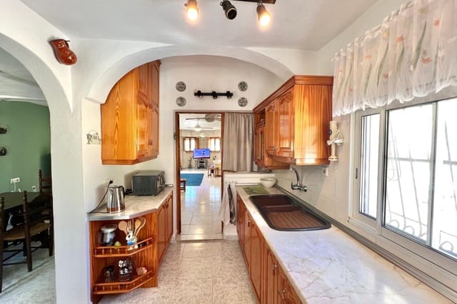 Chalet de 2 habitaciones en La Marina, Elche / Elx en venta con piscina - 219.950 € (Ref: 9504318)