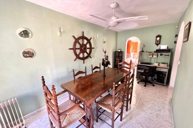 Chalet de 2 habitaciones en La Marina, Elche / Elx en venta con piscina - 219.950 € (Ref: 9504318)