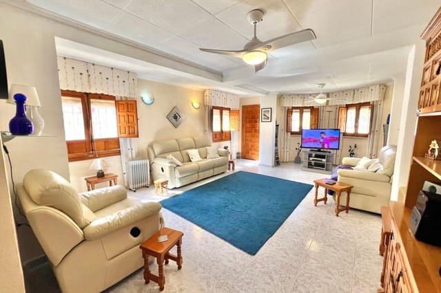 Chalet de 2 habitaciones en La Marina, Elche / Elx en venta con piscina - 219.950 € (Ref: 9504318)