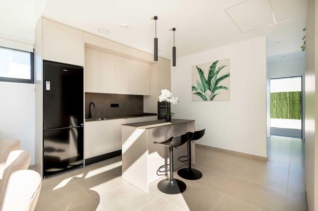 Chalet de 3 habitaciones en Calasparra en venta con piscina - 349.000 € (Ref: 9541147)