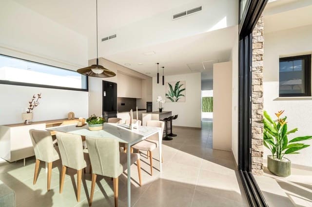 Chalet de 3 habitaciones en Calasparra en venta con piscina - 349.000 € (Ref: 9541147)