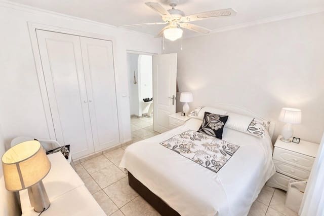 2 sypialnia Willa na sprzedaż w La Marina, Elche / Elx z basenem - 205 000 € (Ref: 9541148)