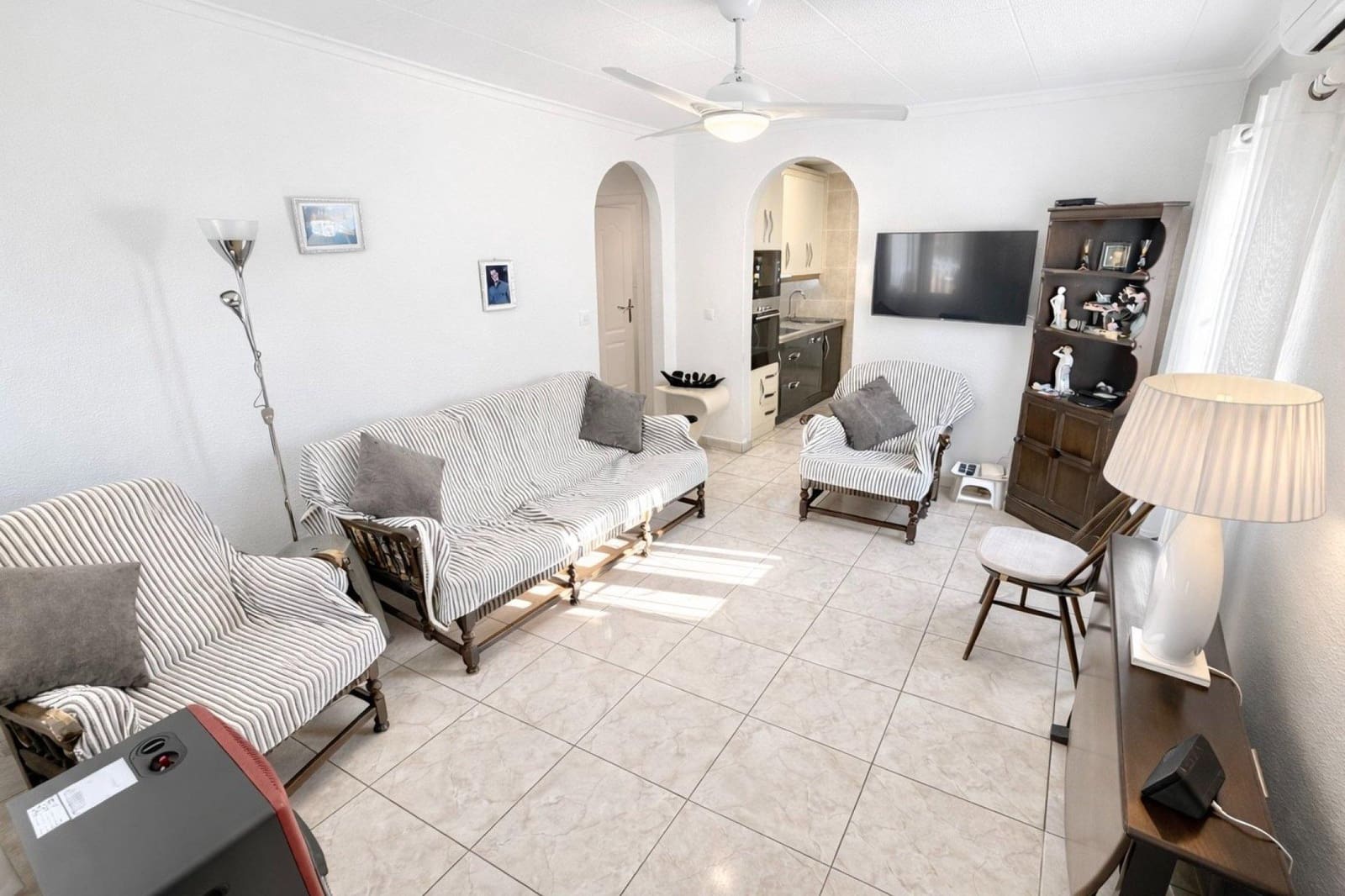 2 sovrum Villa till salu i La Marina med pool - 205 000 € (Ref: 9541148)