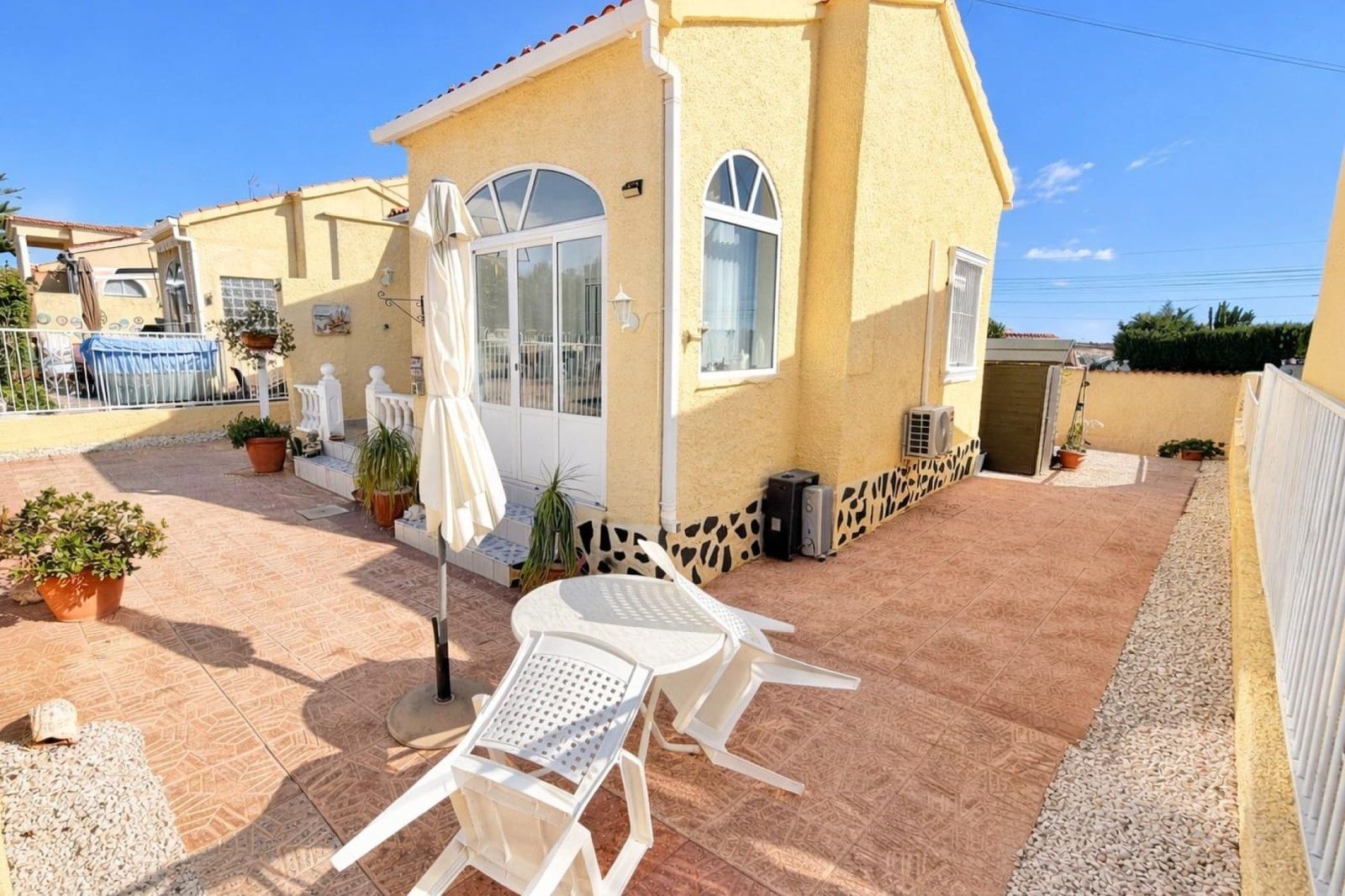 2 sovrum Villa till salu i La Marina med pool - 205 000 € (Ref: 9541148)