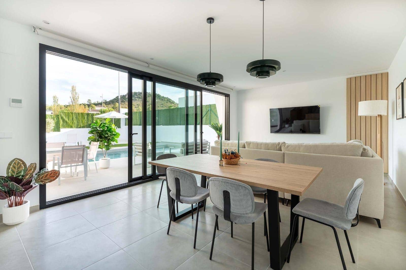 Chalet de 3 habitaciones en Calasparra en venta con piscina - 349.000 € (Ref: 9548262)