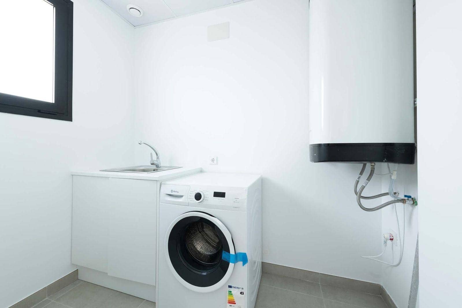 Chalet de 3 habitaciones en Calasparra en venta con piscina - 349.000 € (Ref: 9548262)