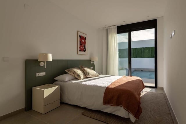 Chalet de 3 habitaciones en Calasparra en venta con piscina - 349.000 € (Ref: 9548262)