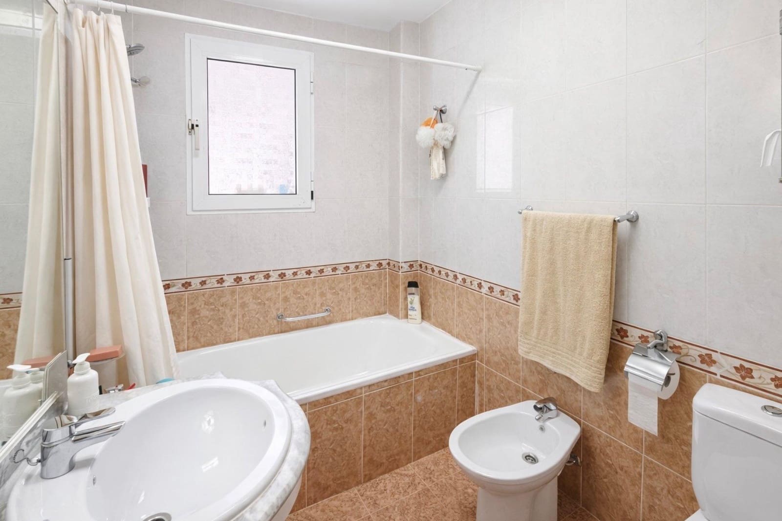 Chalet de 3 habitaciones en La Marina en venta con piscina - 192.000 € (Ref: 9561830)