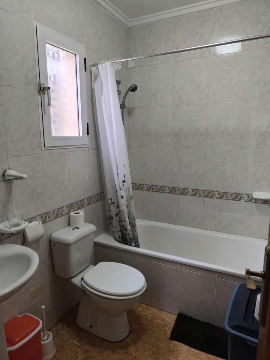 3 slaapkamer Penthouse te koop in La Marina met zwembad - € 190.000 (Ref: 9596169)