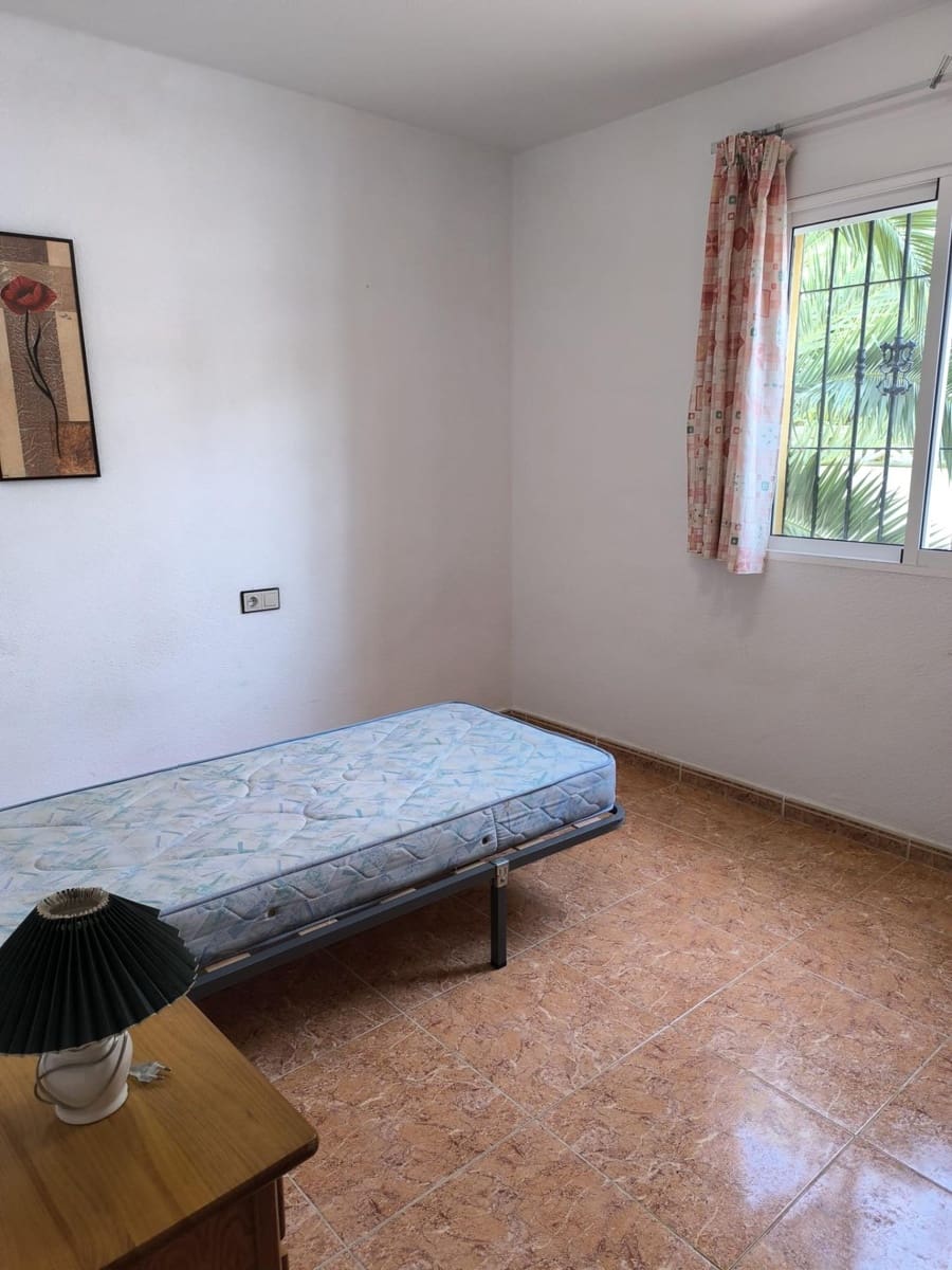 3 slaapkamer Penthouse te koop in La Marina met zwembad - € 190.000 (Ref: 9596169)