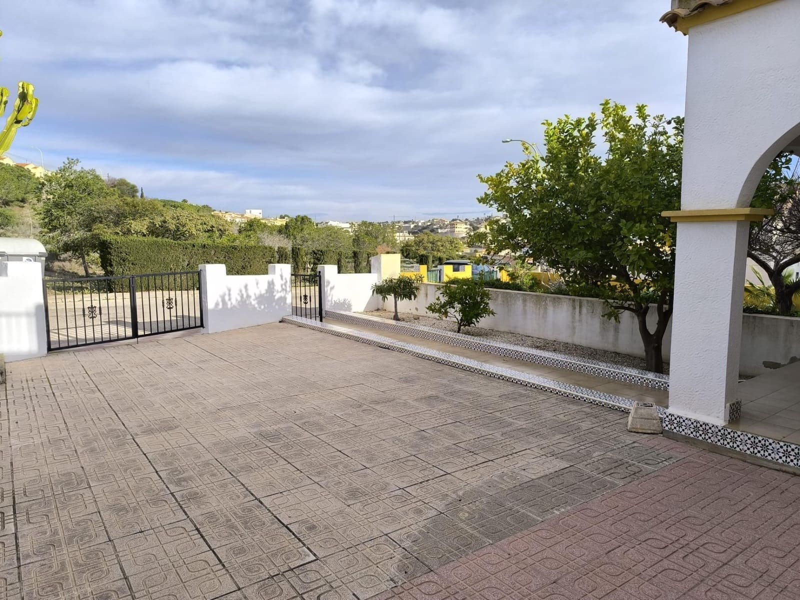 3 slaapkamer Penthouse te koop in La Marina met zwembad - € 190.000 (Ref: 9596169)