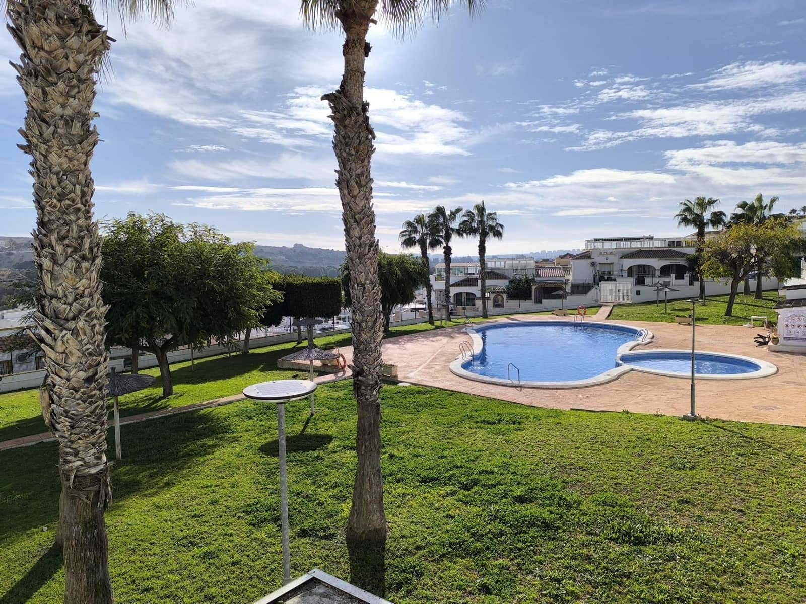 3 slaapkamer Penthouse te koop in La Marina met zwembad - € 190.000 (Ref: 9596169)