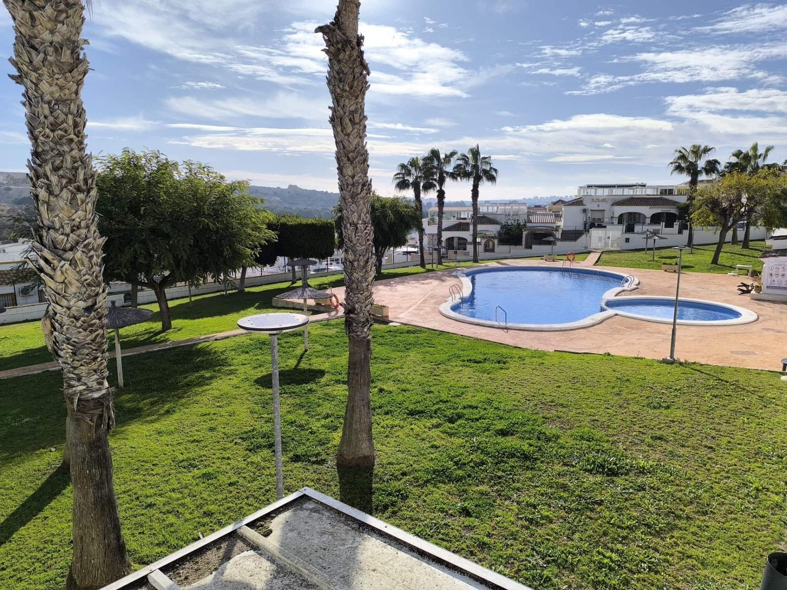 3 slaapkamer Penthouse te koop in La Marina met zwembad - € 190.000 (Ref: 9596169)