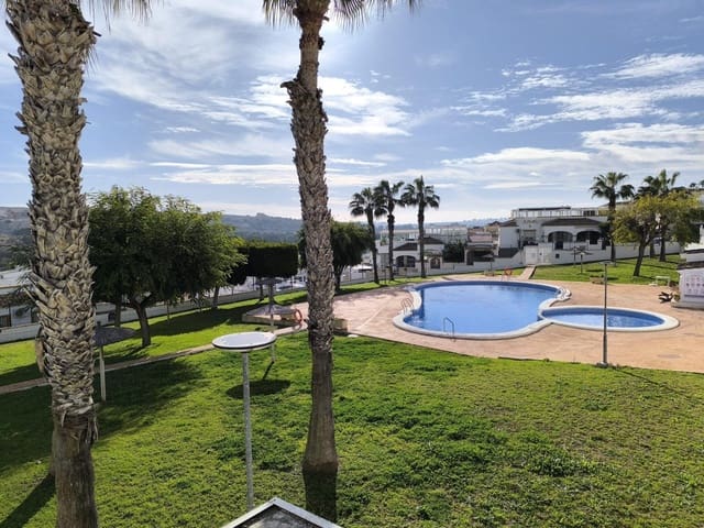 3 slaapkamer Penthouse te koop in La Marina, Elche / Elx met zwembad - € 190.000 (Ref: 9596169)