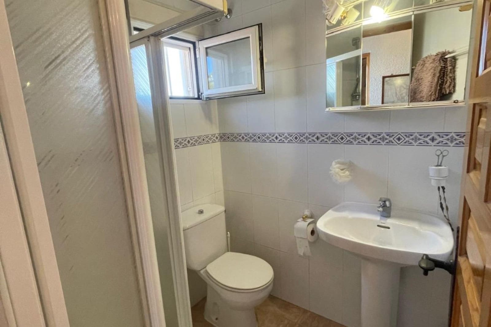 3 bedroom Villa for sale in La Marina with garage - € 389,000 (Ref: 9611570)