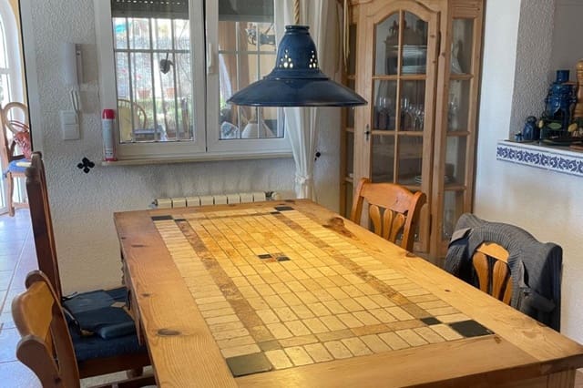 3 bedroom Villa for sale in La Marina, Elche / Elx with garage - € 389,000 (Ref: 9611570)