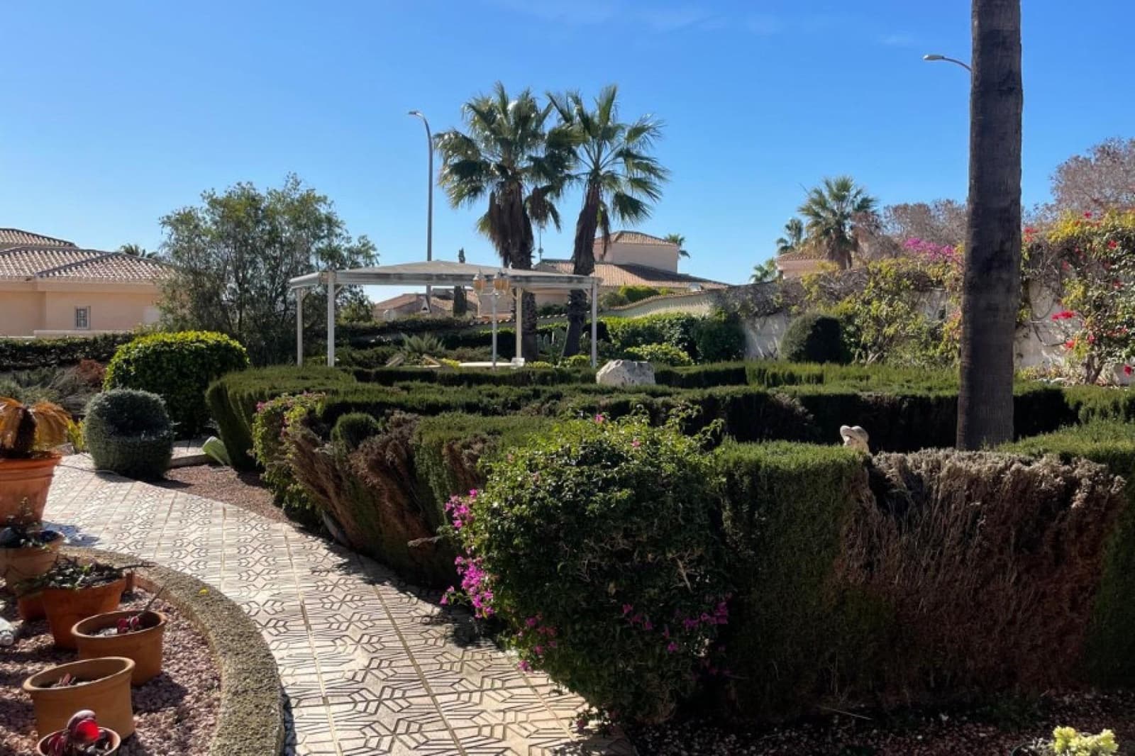 3 bedroom Villa for sale in La Marina with garage - € 389,000 (Ref: 9611570)