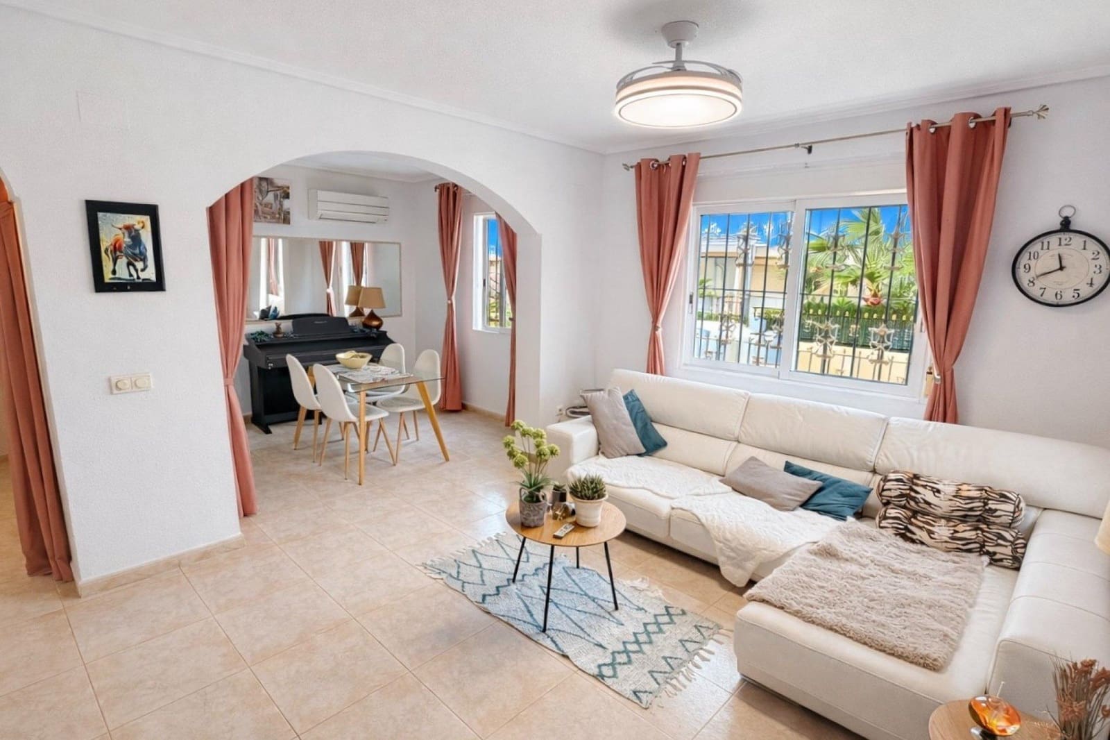 5 bedroom Apartment for sale in San Fulgencio with pool - € 184,950 (Ref: 9674264)