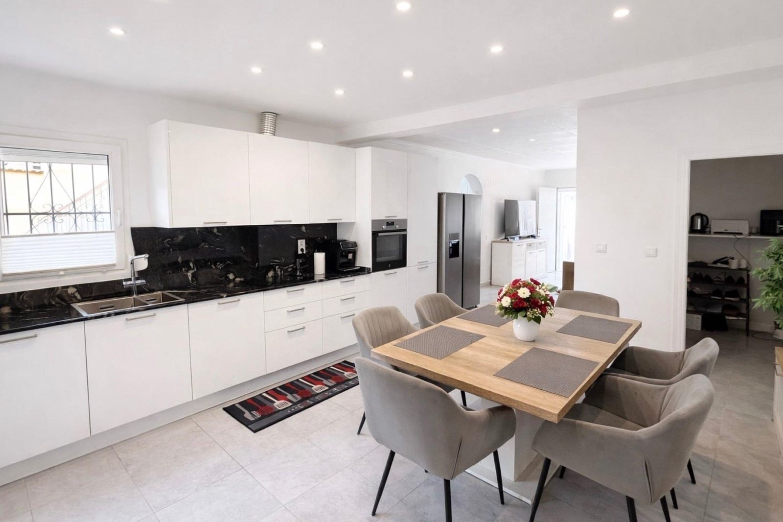 4 bedroom Villa for sale in San Fulgencio - € 280,000 (Ref: 9674266)