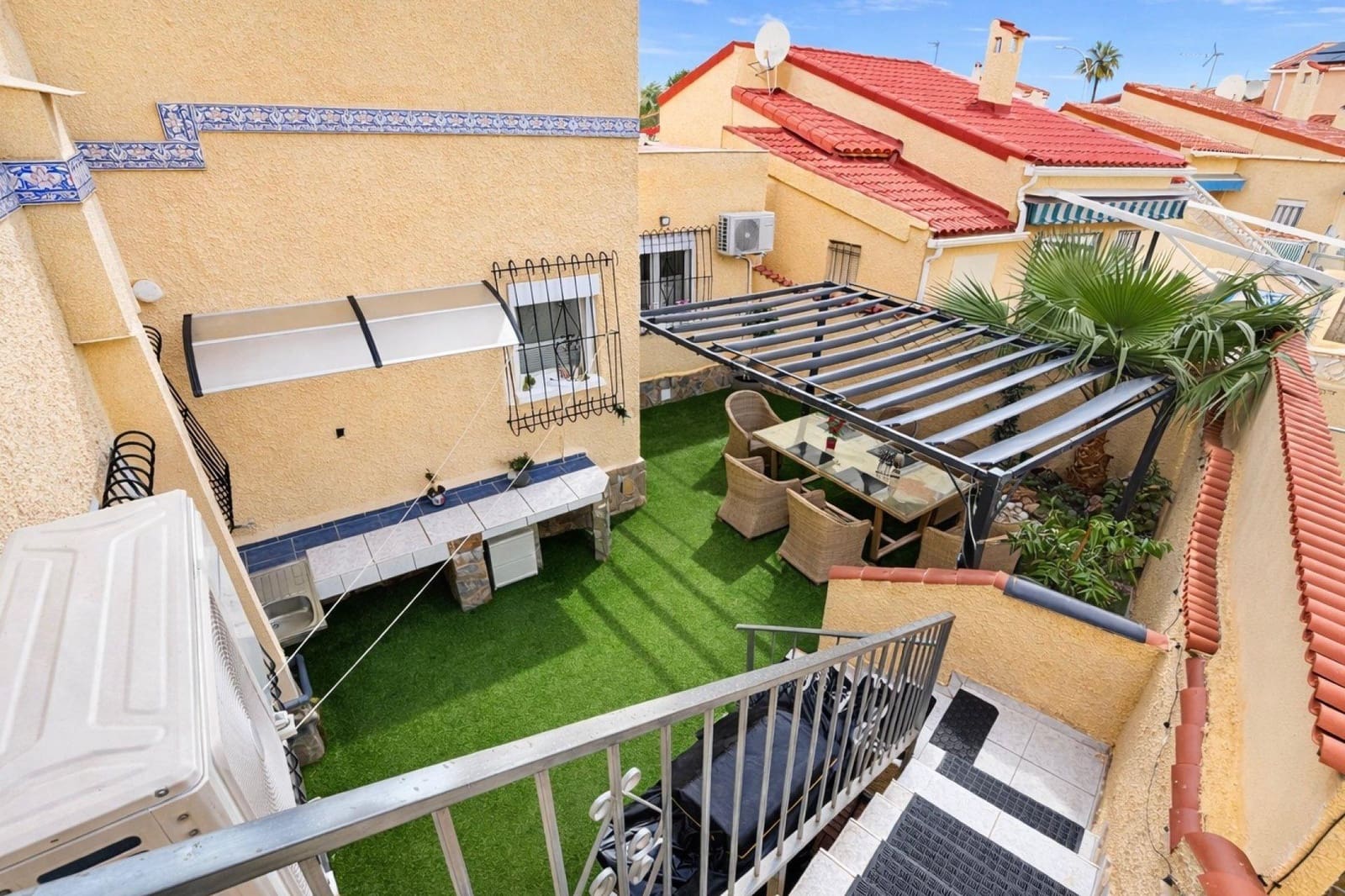 4 bedroom Villa for sale in San Fulgencio - € 280,000 (Ref: 9674266)