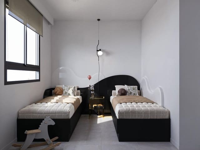 3 quarto Moradia Geminada para venda em San Miguel de Salinas com piscina - 259 900 € (Ref: 9677518)