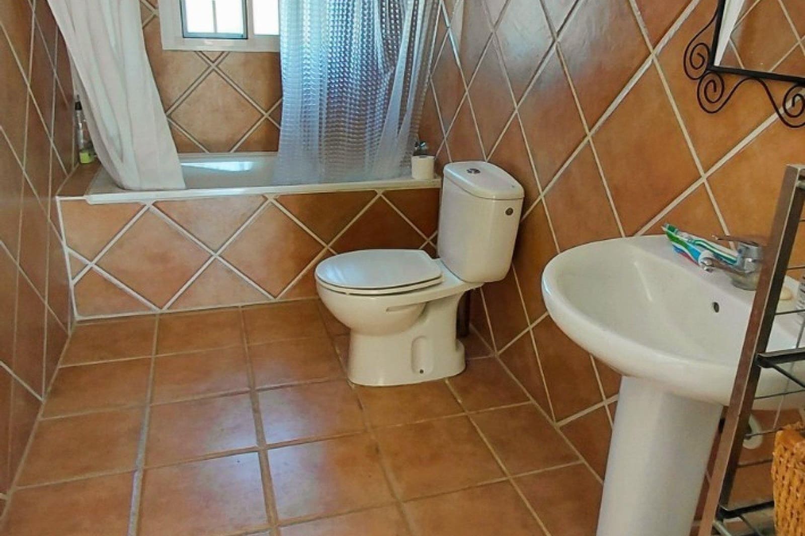 6 quarto Moradia para venda em San Fulgencio com piscina garagem - 620 000 € (Ref: 9738589)