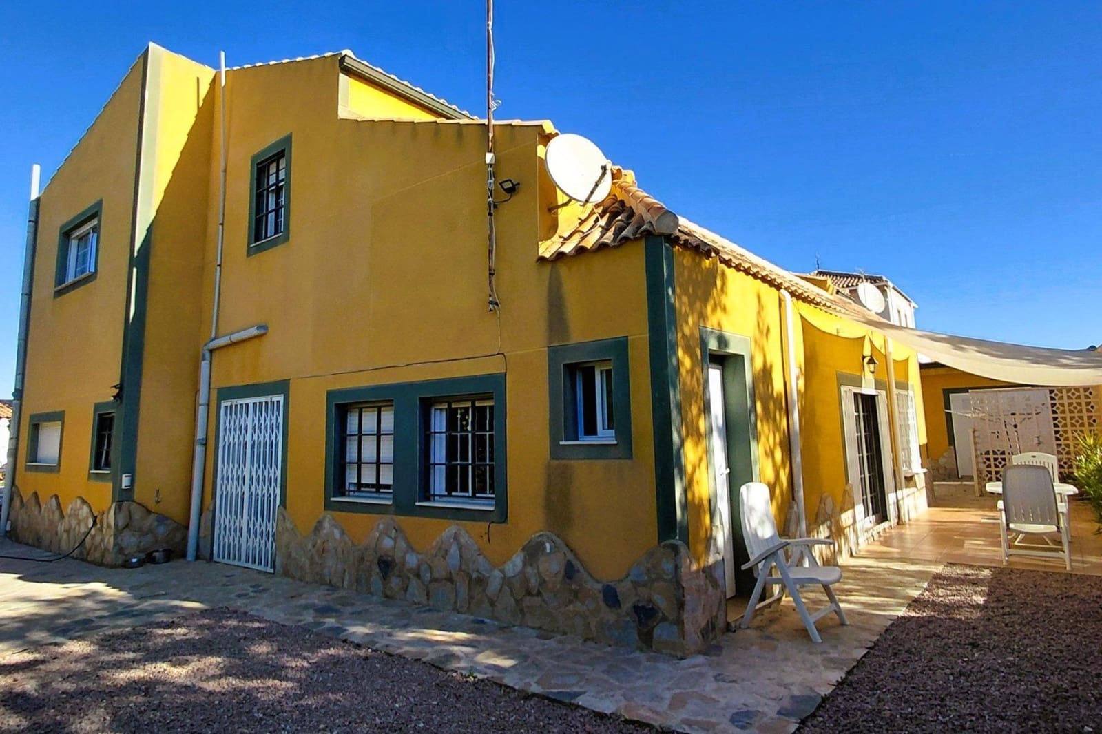 6 quarto Moradia para venda em San Fulgencio com piscina garagem - 620 000 € (Ref: 9738589)