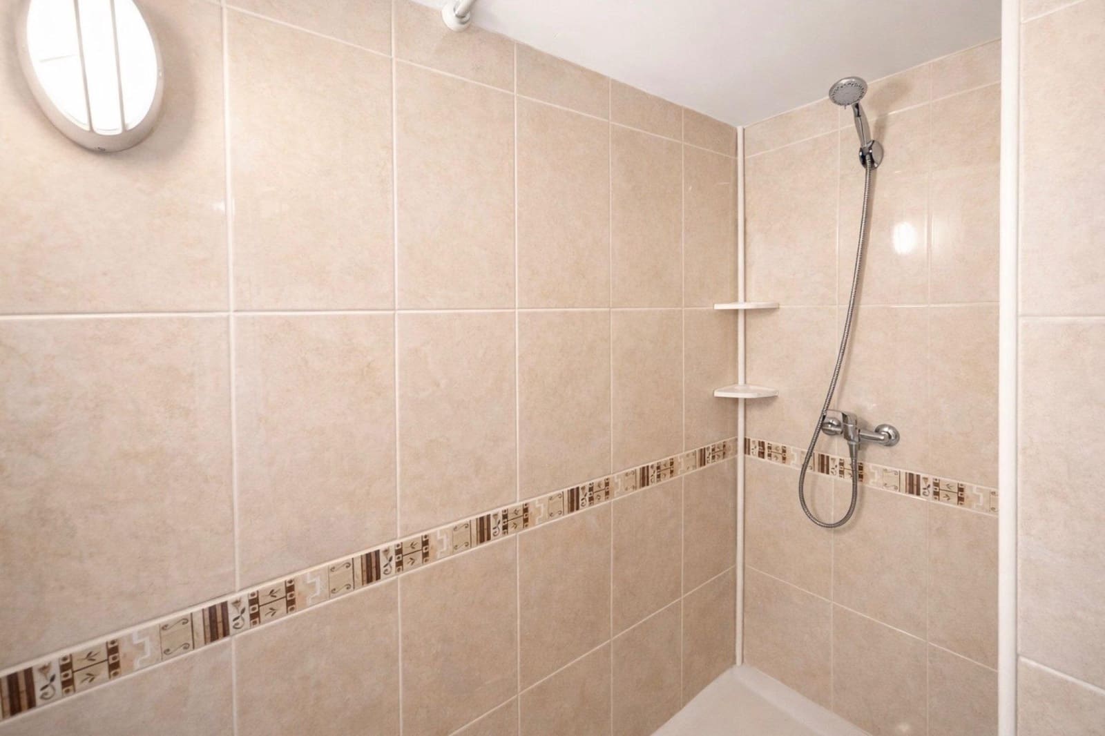 4 sypialnia Dom szeregowy na sprzedaż w San Fulgencio z basenem garażem - 195 000 € (Ref: 9738591)