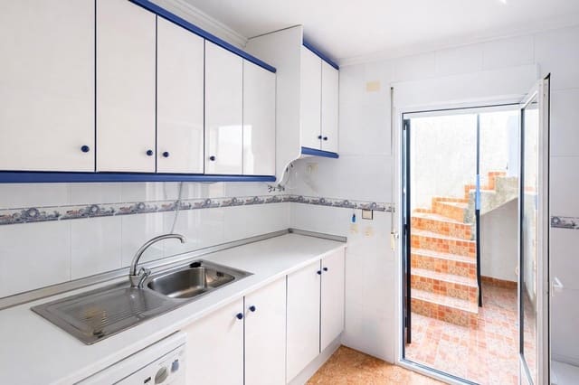 4 chambre Villa/Maison Mitoyenne à vendre à San Fulgencio avec piscine garage - 195 000 € (Ref: 9738591)