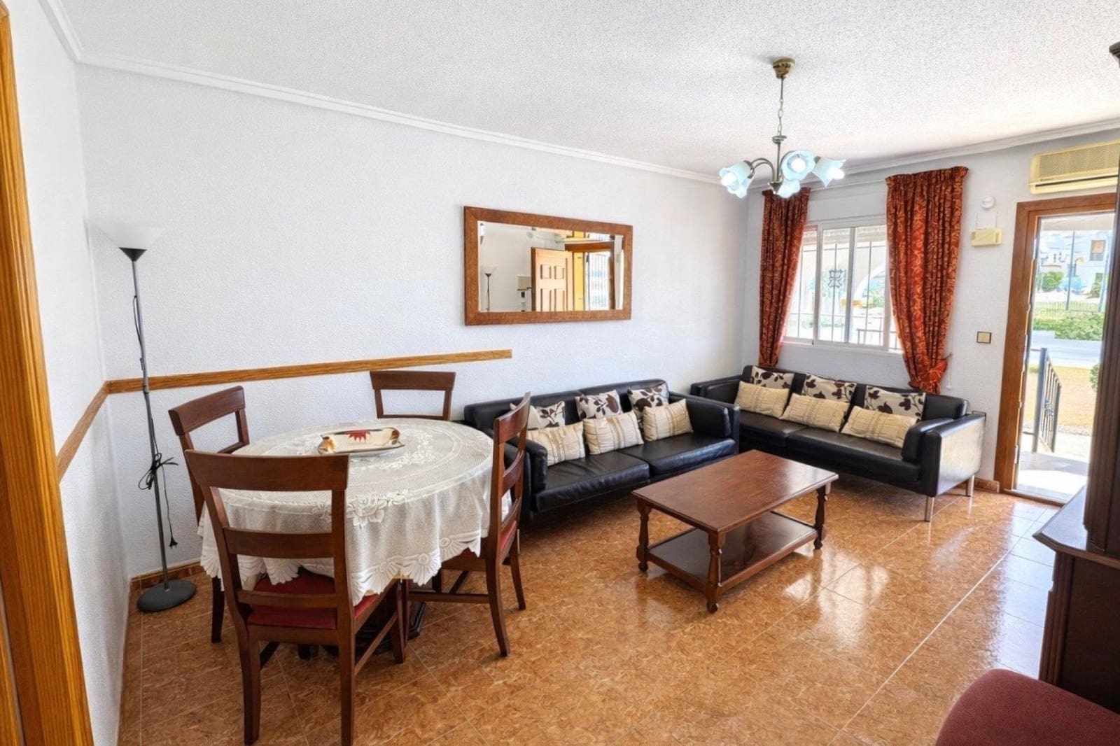 4 sypialnia Dom szeregowy na sprzedaż w San Fulgencio z basenem garażem - 195 000 € (Ref: 9738591)