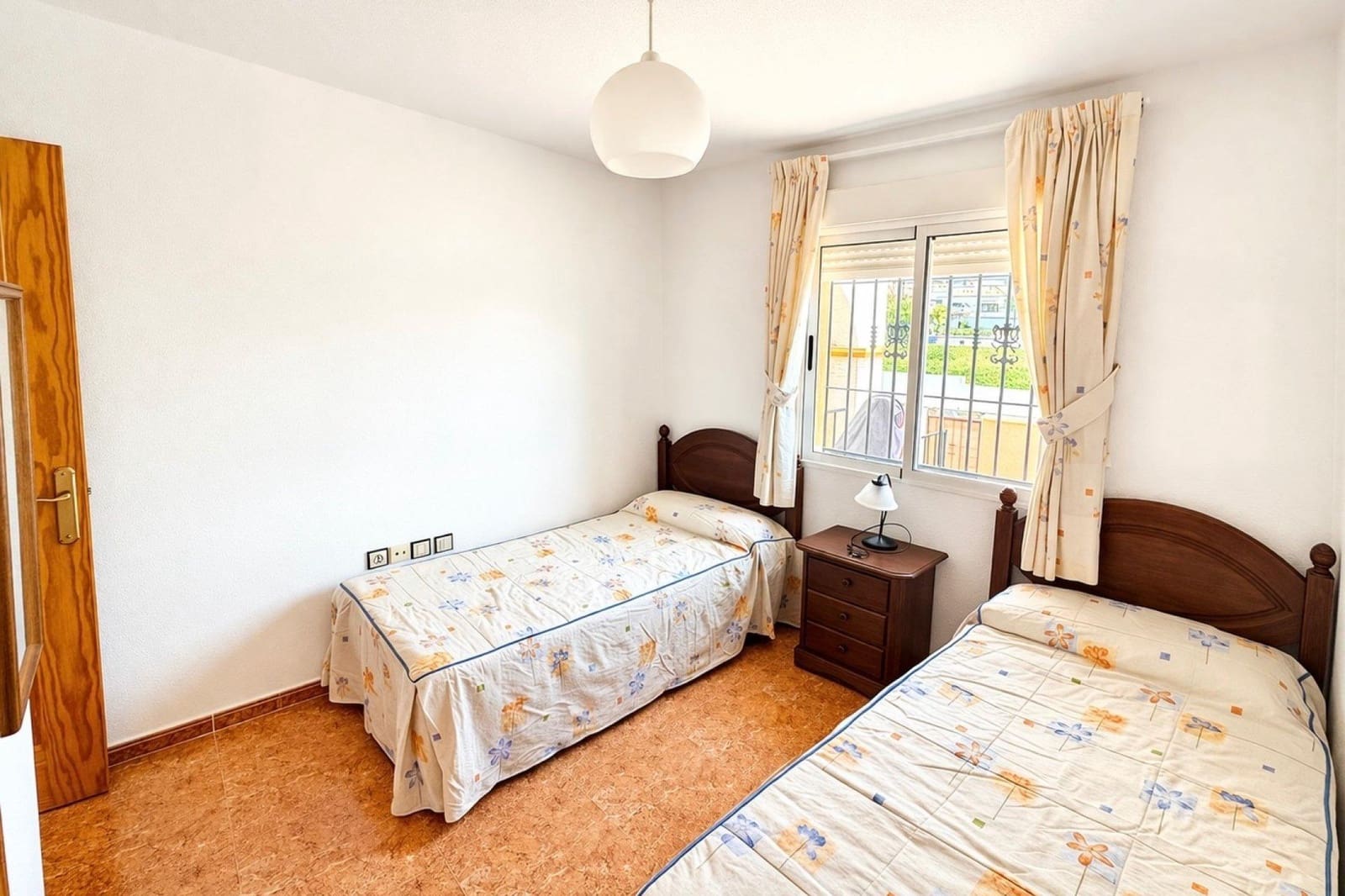 4 sypialnia Dom szeregowy na sprzedaż w San Fulgencio z basenem garażem - 195 000 € (Ref: 9738591)