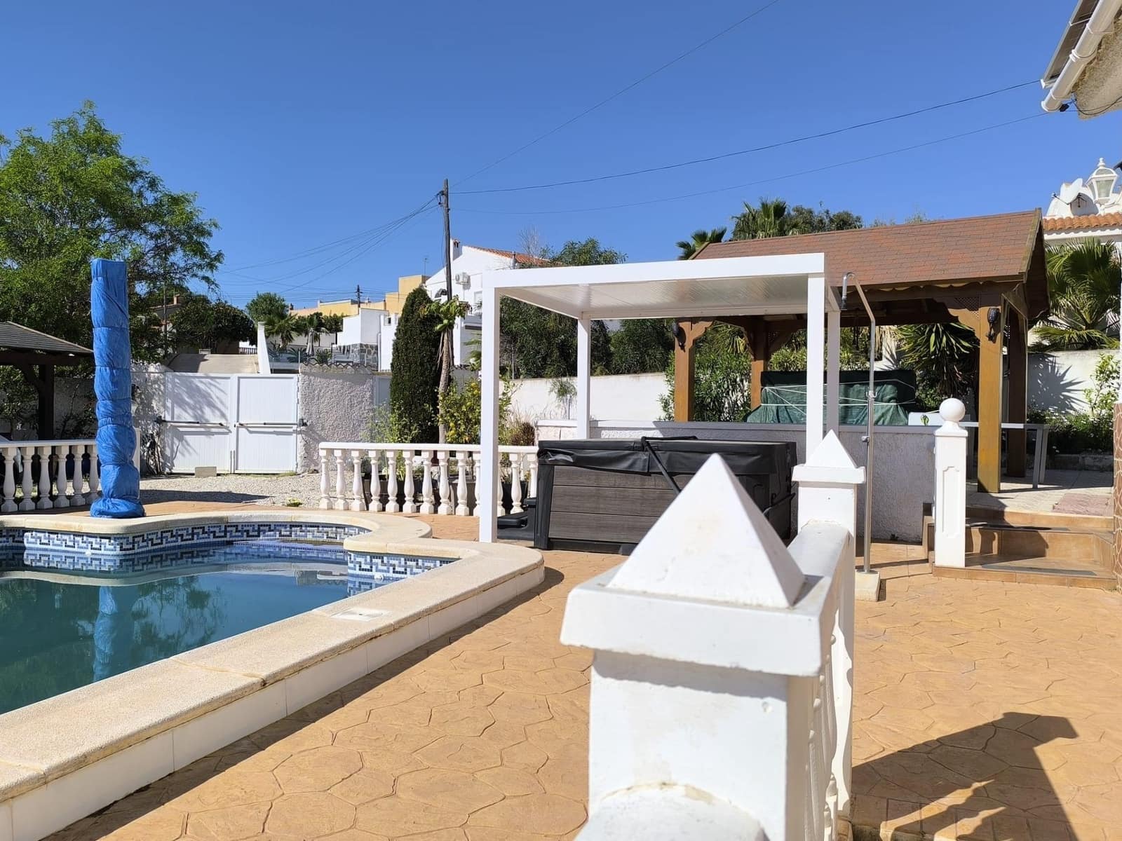 3 bedroom Villa for sale in San Fulgencio with pool - € 450,000 (Ref: 9778170)