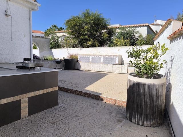 3 slaapkamer Villa te koop in San Fulgencio met zwembad - € 450.000 (Ref: 9778170)