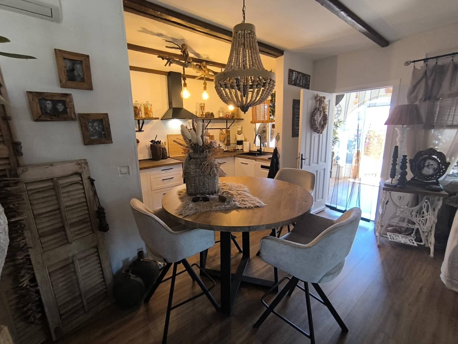 3 bedroom Villa for sale in Rojales with pool - € 399,000 (Ref: 9783021)