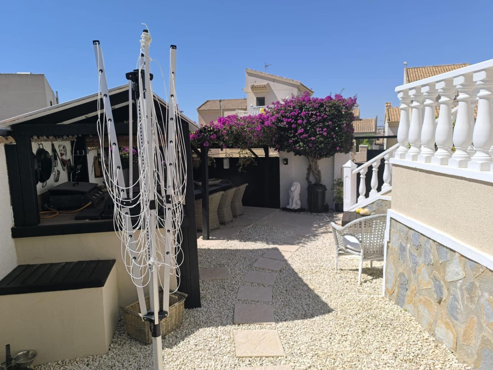 3 bedroom Villa for sale in Rojales with pool - € 399,000 (Ref: 9783021)