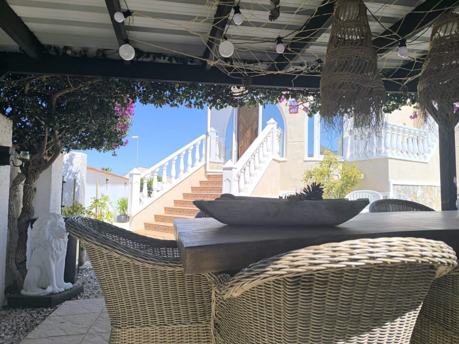 3 bedroom Villa for sale in Rojales with pool - € 399,000 (Ref: 9783021)