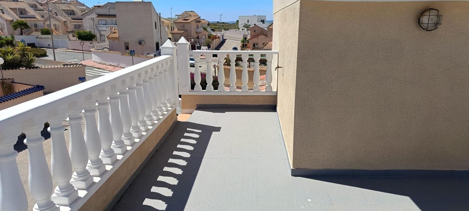 3 bedroom Villa for sale in Rojales with pool - € 399,000 (Ref: 9783021)