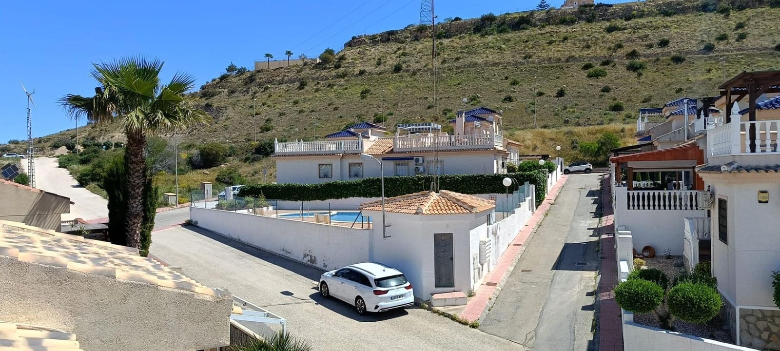 3 bedroom Villa for sale in Rojales with pool - € 399,000 (Ref: 9783021)