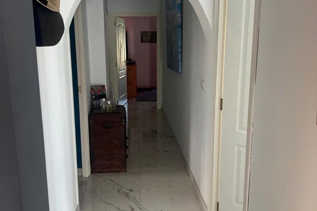 Chalet de 3 habitaciones en San Fulgencio en venta con piscina - 445.500 € (Ref: 9808003)