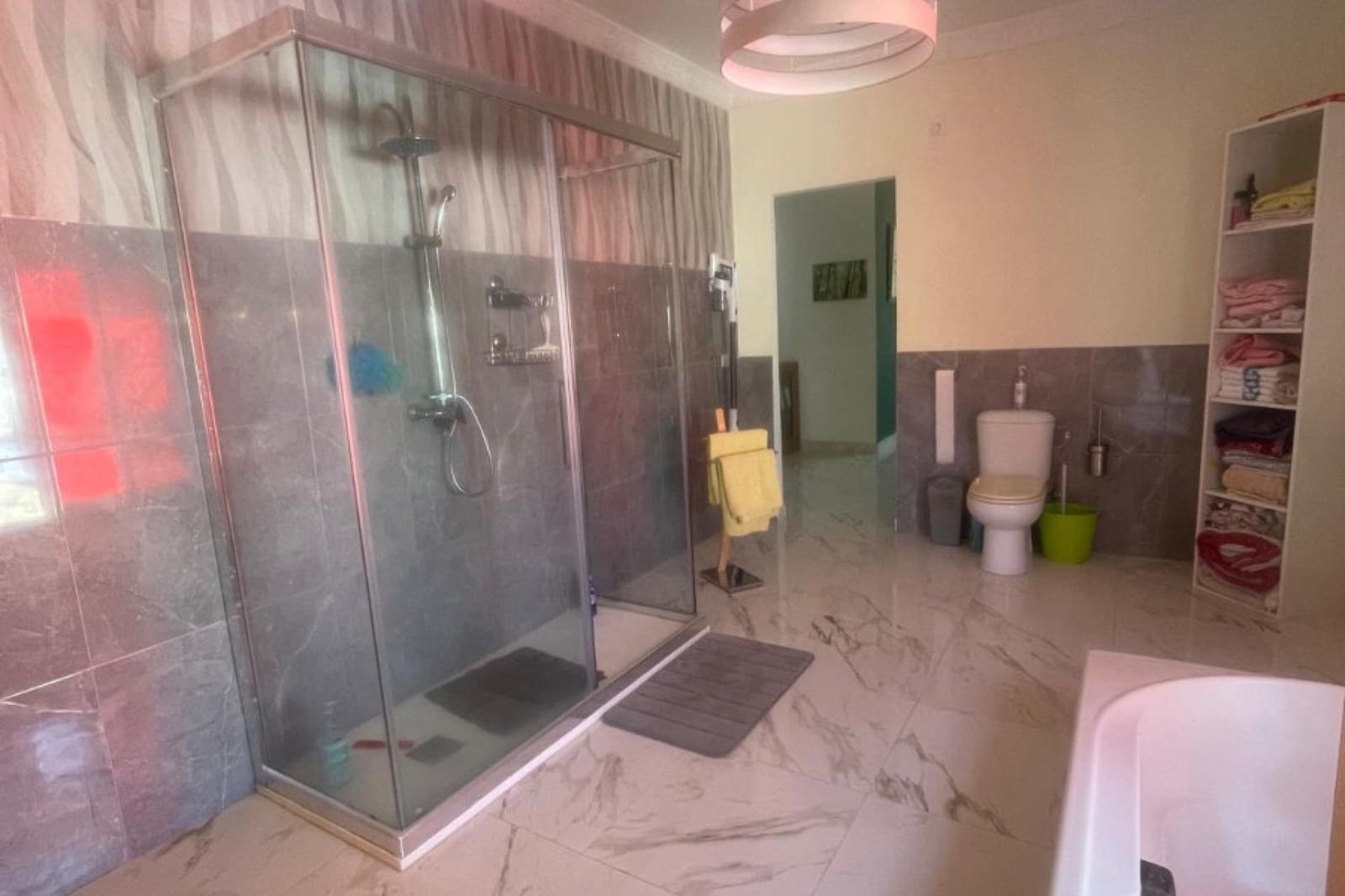 Chalet de 3 habitaciones en San Fulgencio en venta con piscina - 445.500 € (Ref: 9808003)