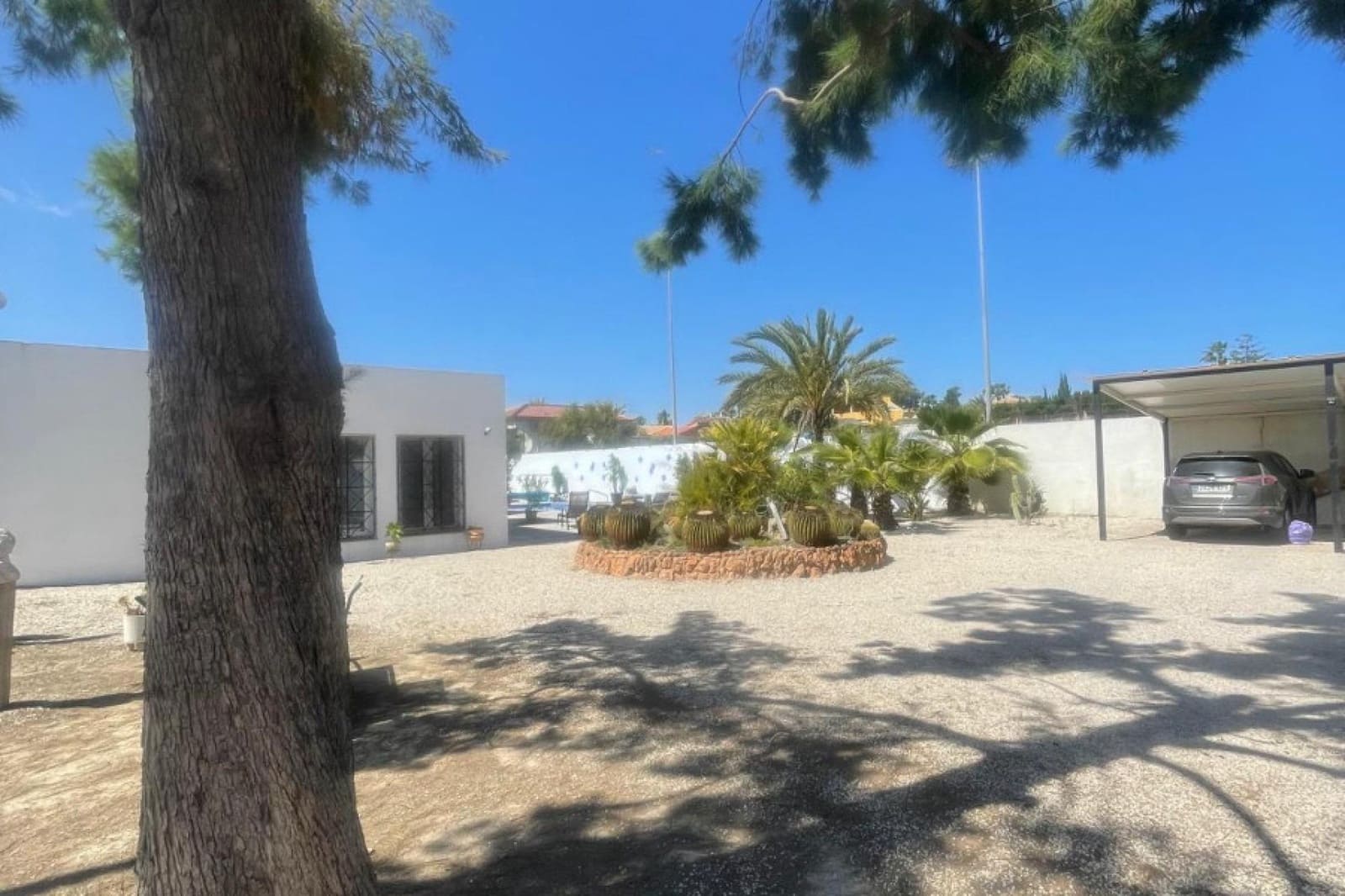 Chalet de 3 habitaciones en San Fulgencio en venta con piscina - 445.500 € (Ref: 9808003)