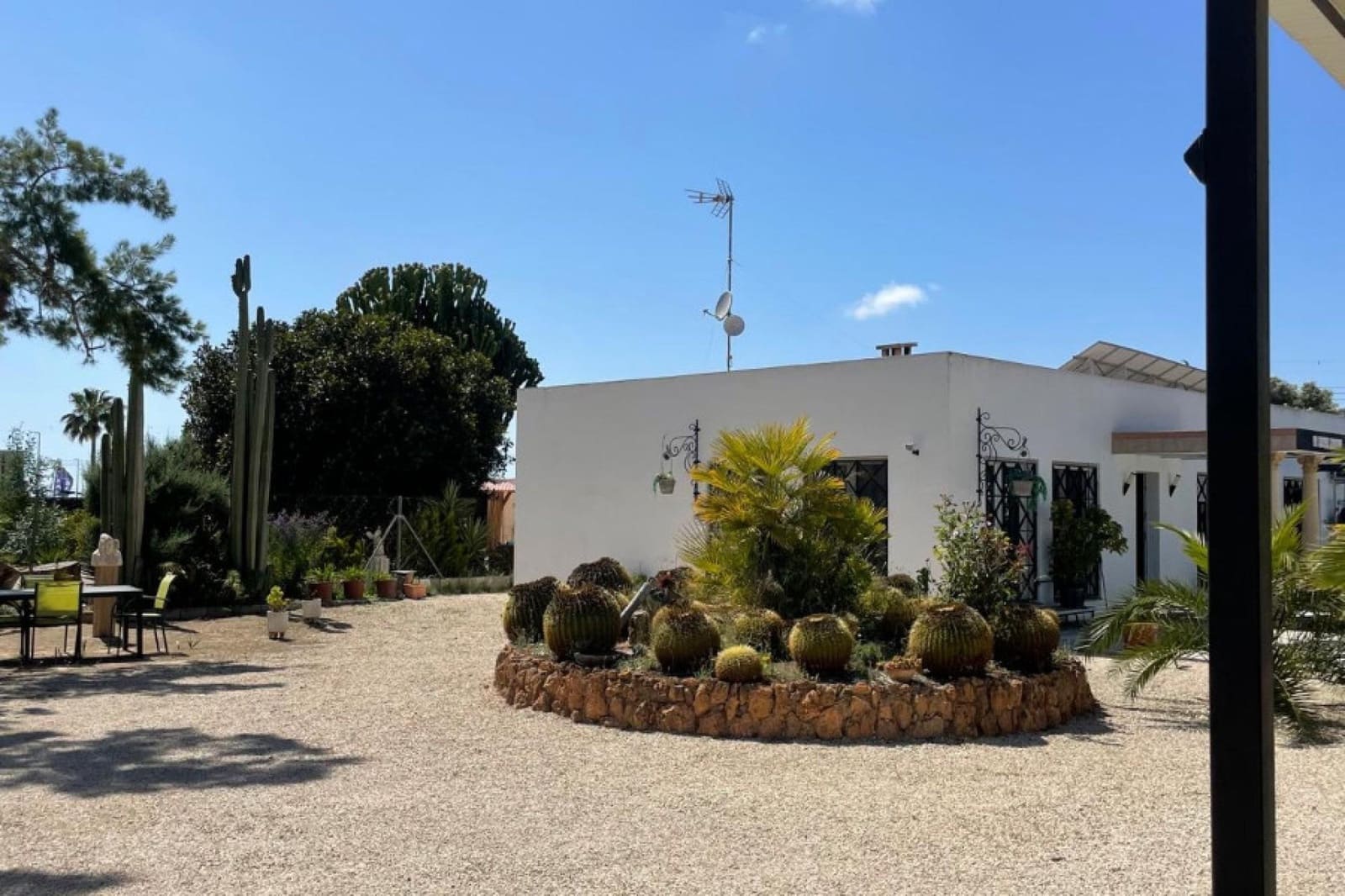 Chalet de 3 habitaciones en San Fulgencio en venta con piscina - 445.500 € (Ref: 9808003)