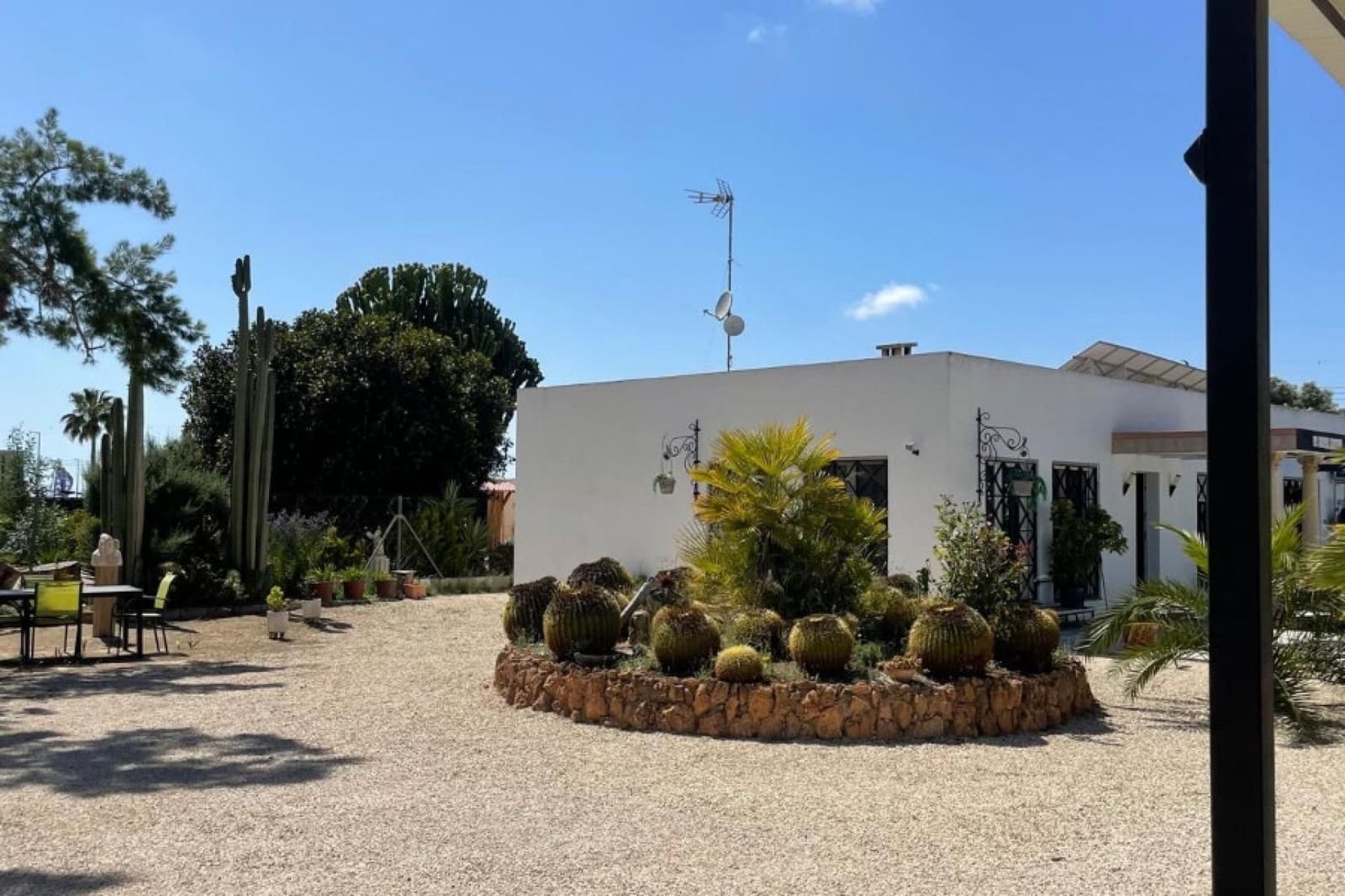 Chalet de 3 habitaciones en San Fulgencio en venta con piscina - 445.500 € (Ref: 9808003)