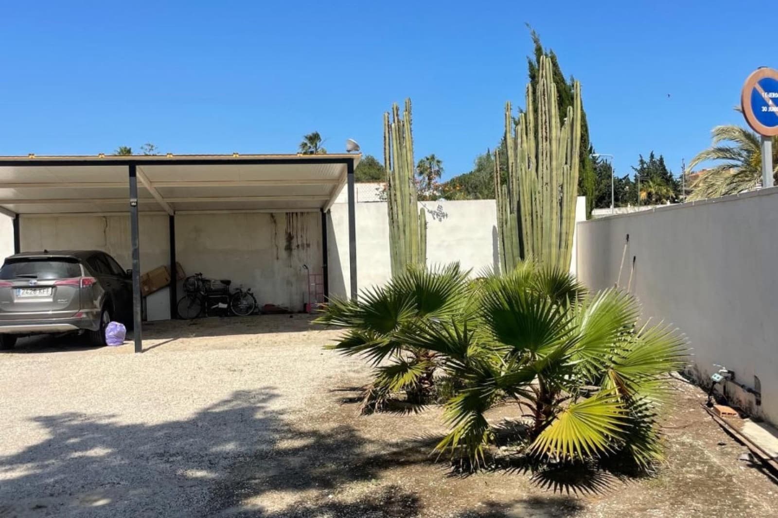 Chalet de 3 habitaciones en San Fulgencio en venta con piscina - 445.500 € (Ref: 9808003)