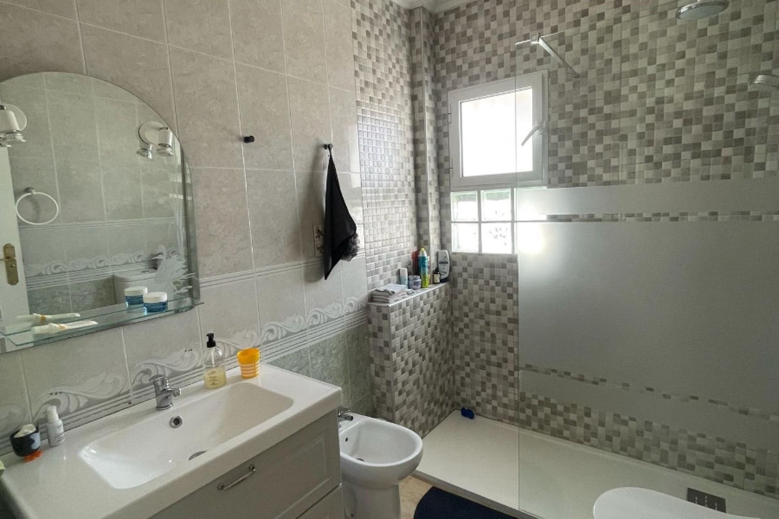 Chalet de 3 habitaciones en San Fulgencio en venta con piscina - 379.000 € (Ref: 9818262)