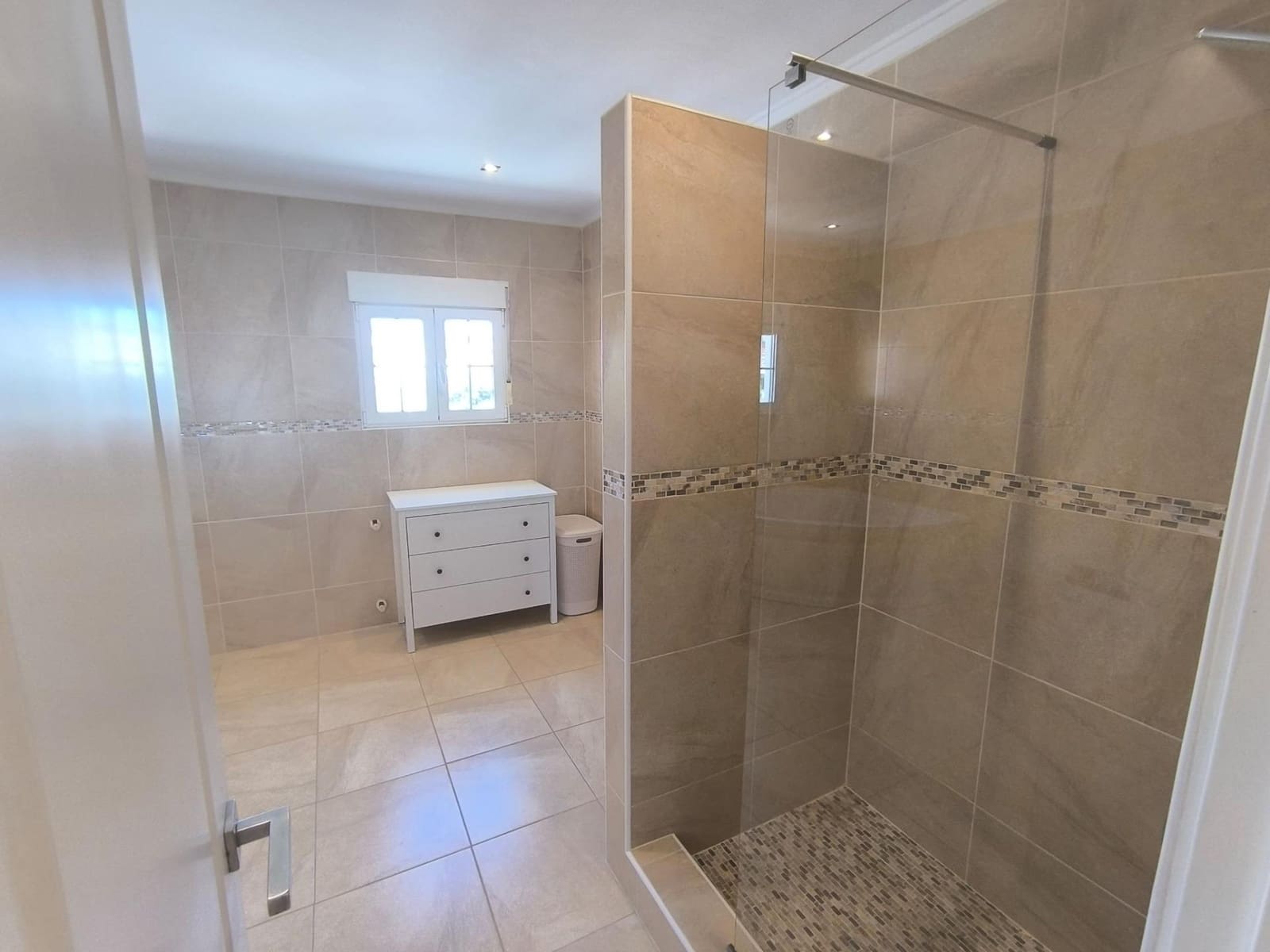 Chalet de 5 habitaciones en San Fulgencio en venta con piscina - 549.000 € (Ref: 9831569)